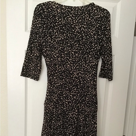 Dress - Picture 3 of 4